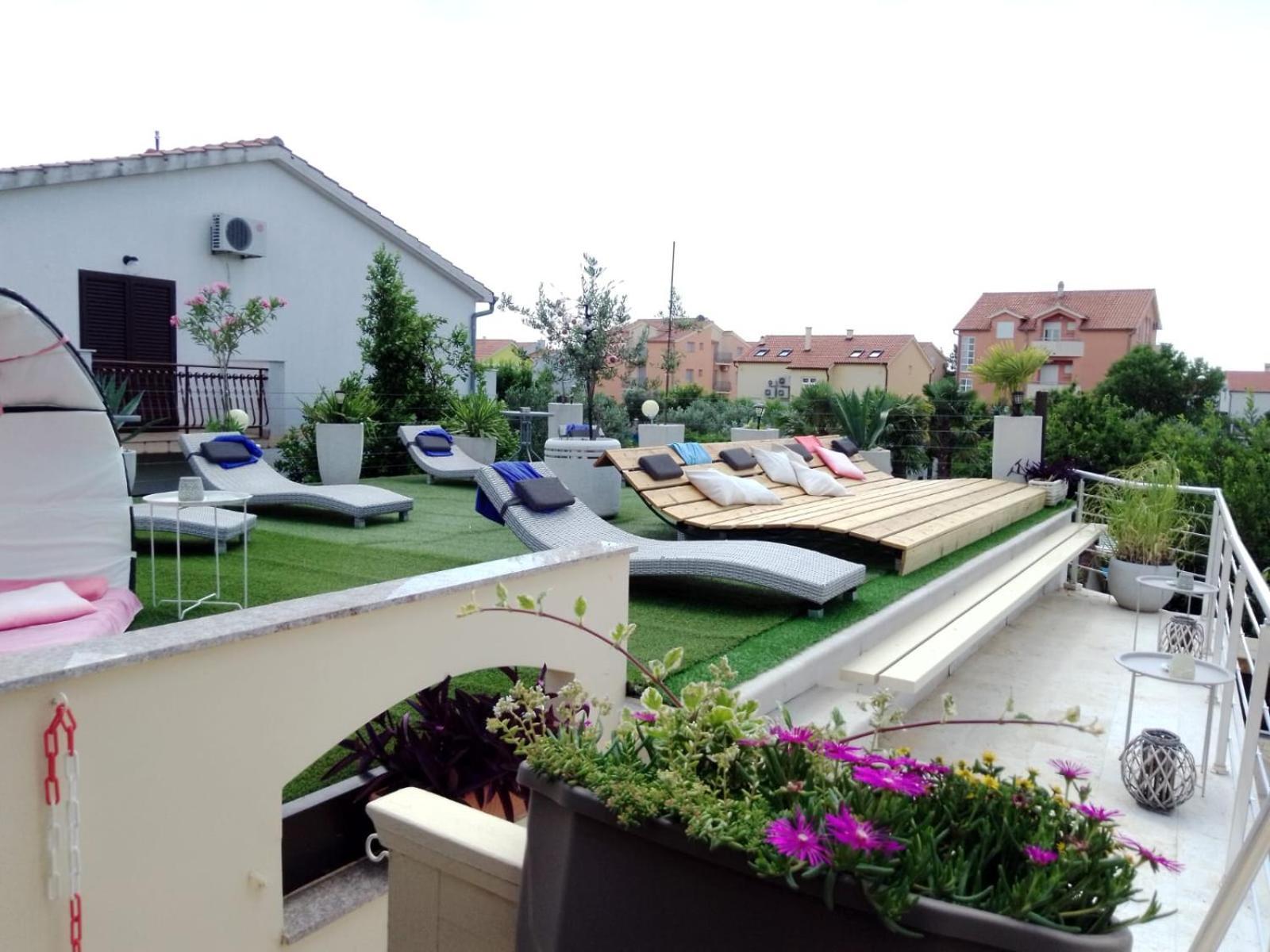 Apartments Rustika Toscana Vodice Eksteriør bilde