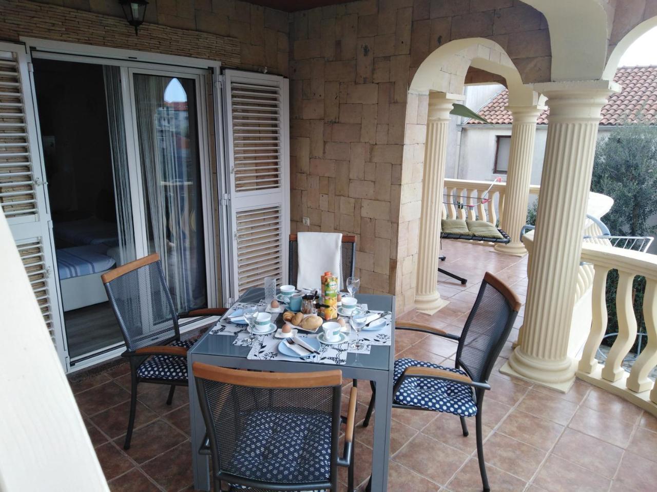 Apartments Rustika Toscana Vodice Eksteriør bilde